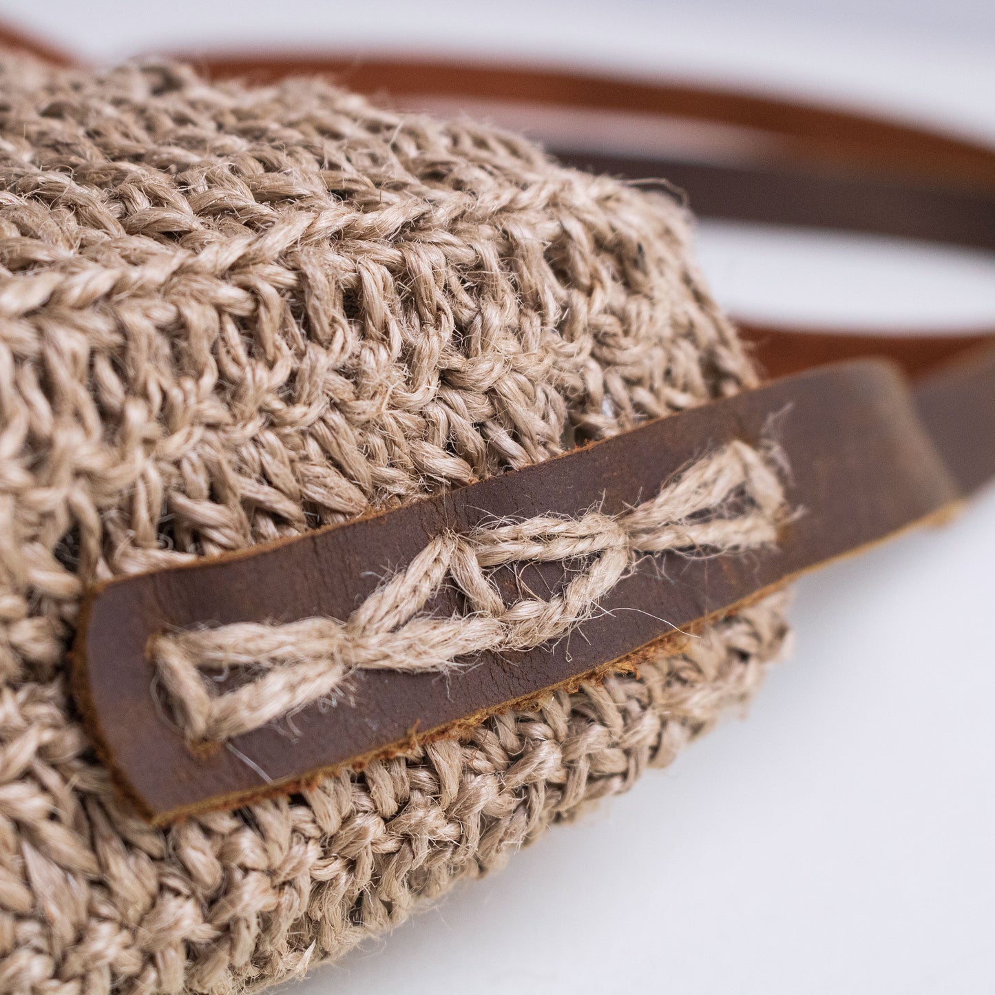 SQUARED JUTE & LEATHER BAG
