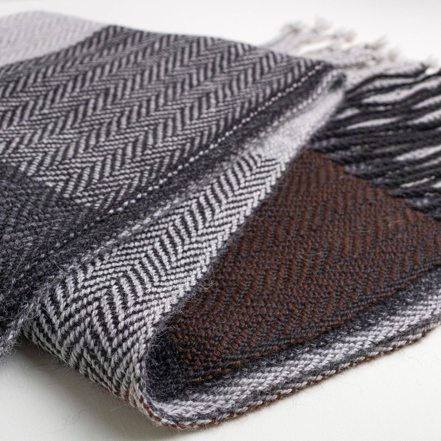 GREY GEOMETRIC ALPACA SHAWL