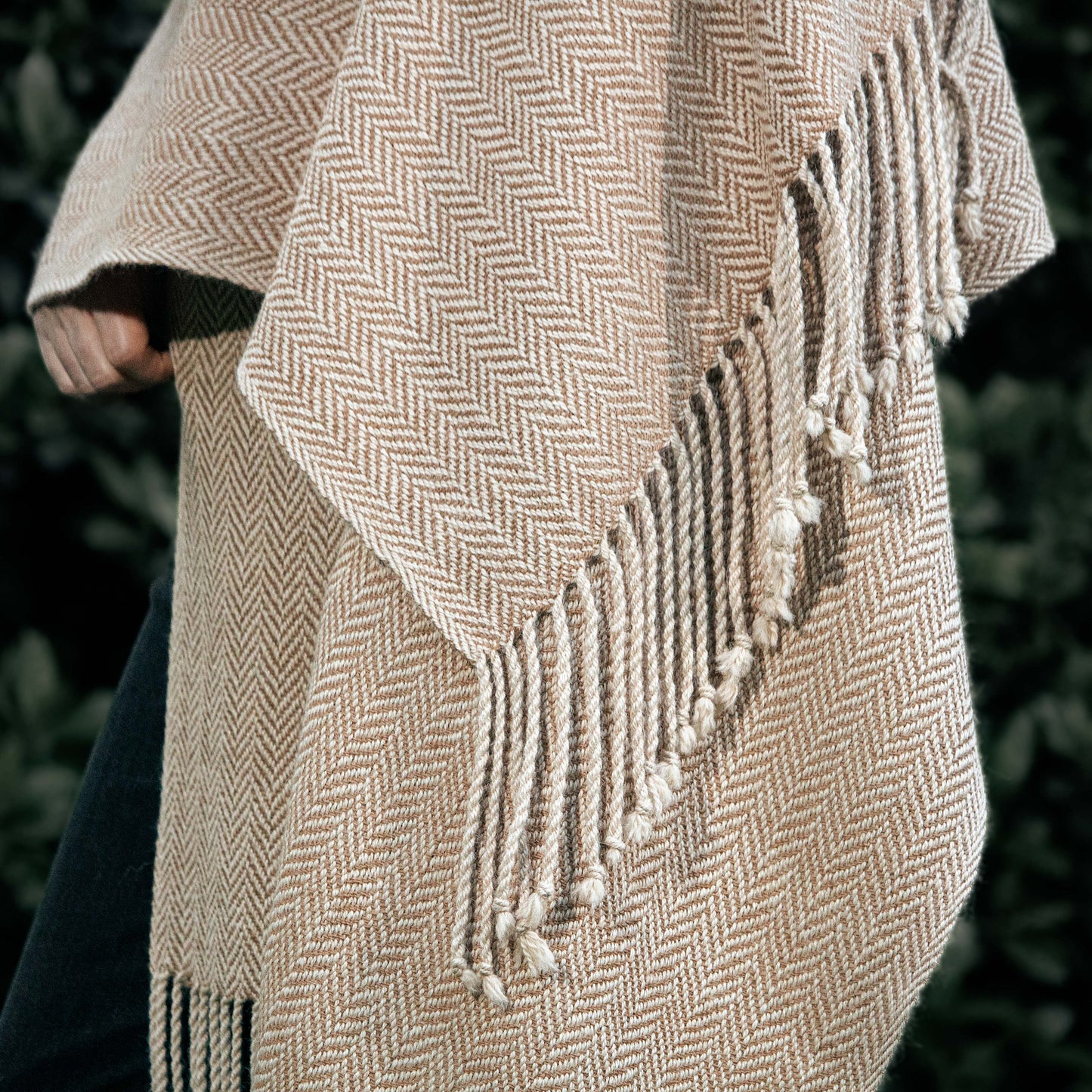 BROWN GEOMETRIC ALPACA SHAWL