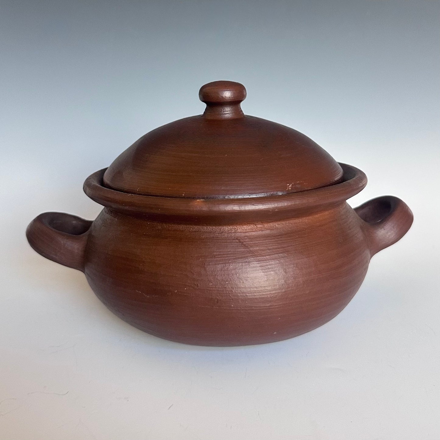 Authentic Handcrafted Pomaire Clay Soup Pot (Olla de Greda)