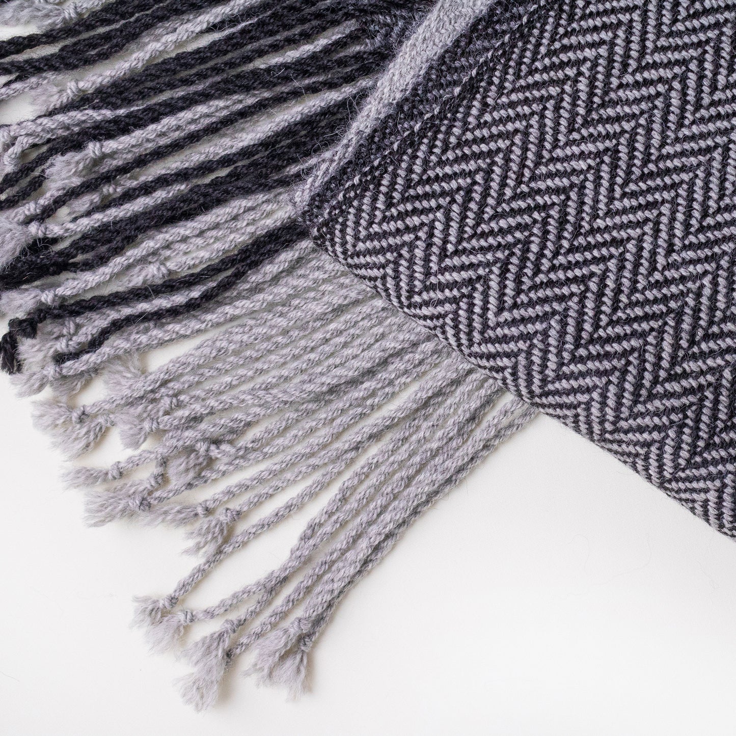 GREY GEOMETRIC ALPACA SHAWL